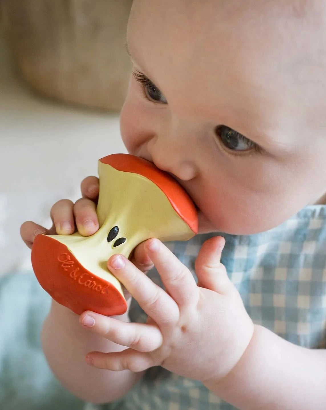 Pepa the Apple - Oli&Carol Teether