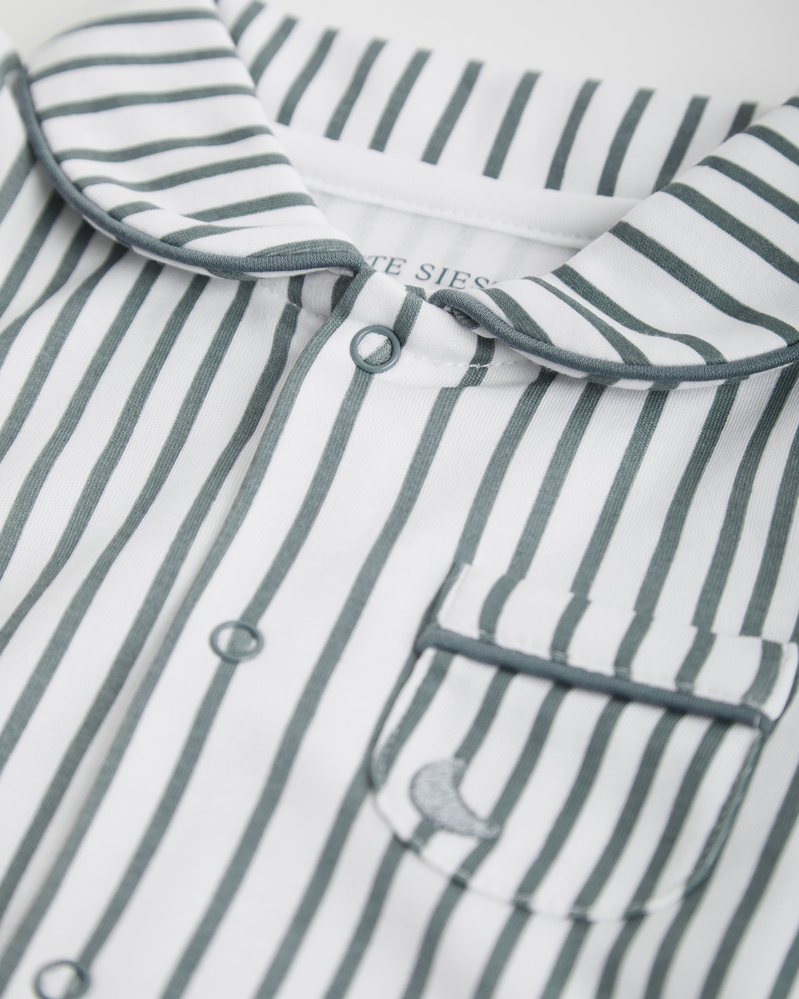 Pyjama bébé court à rayures bleu foncé