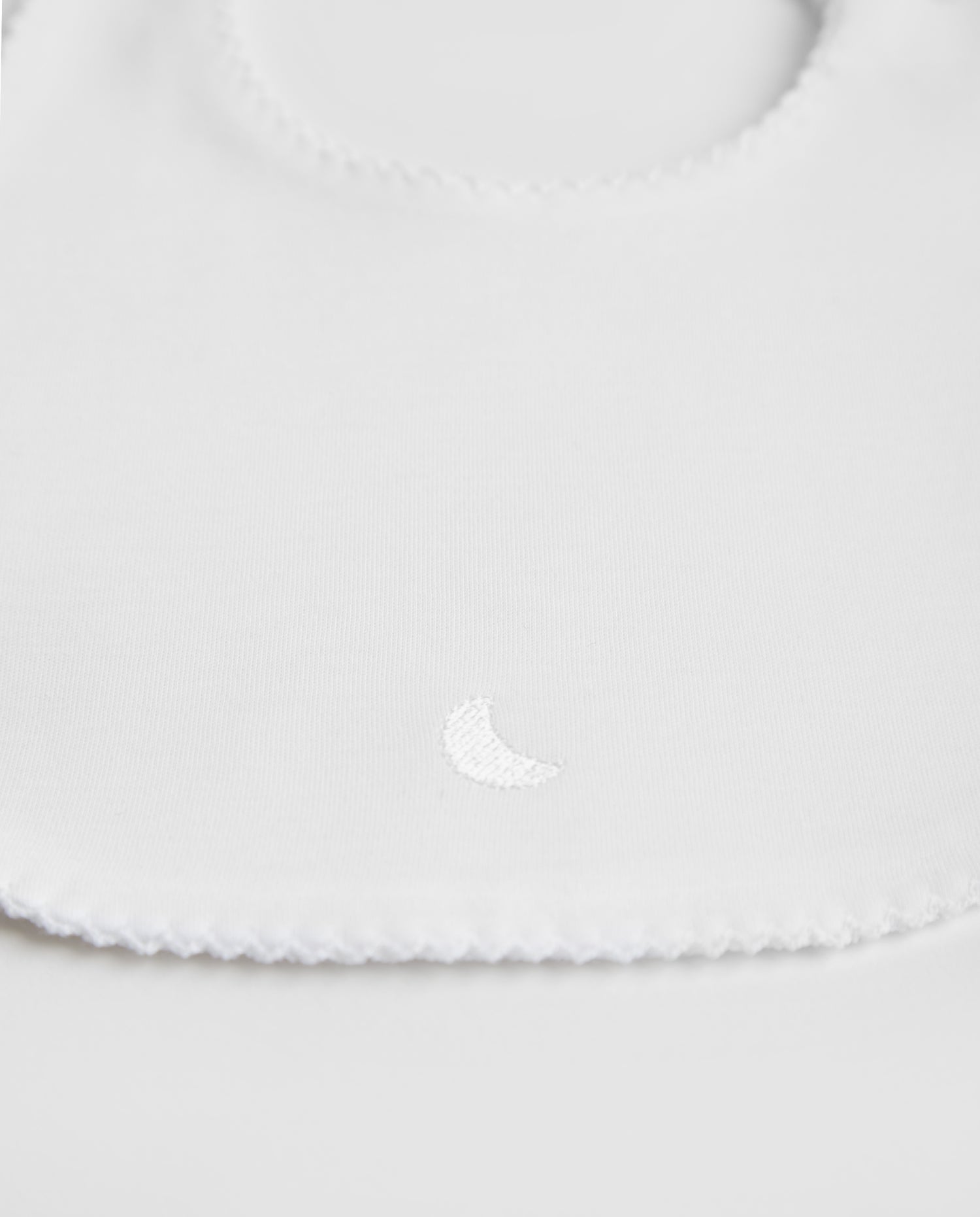 Babero Blanco