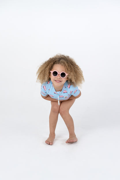 Short-Sleeved Girl&
