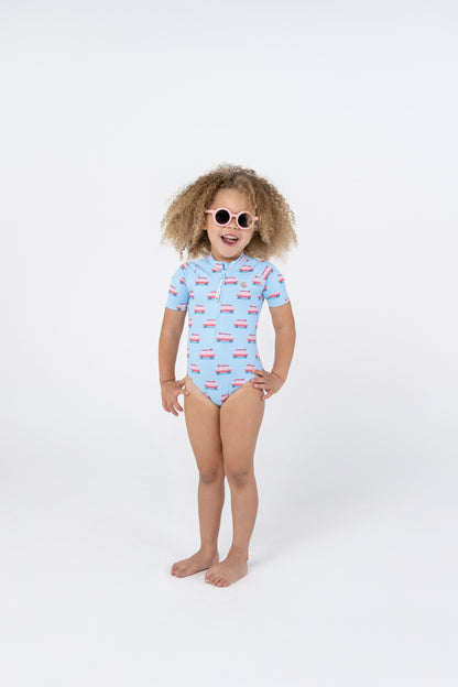 Short-Sleeved Girl&